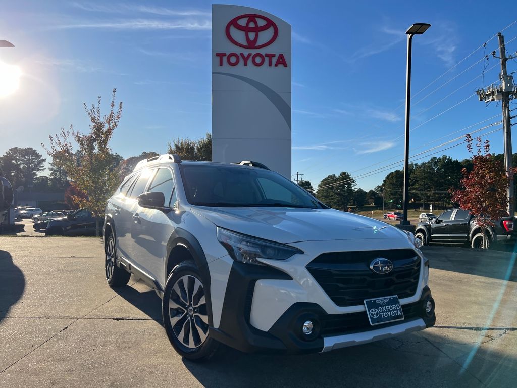 2023 Subaru Outback Limited's photo