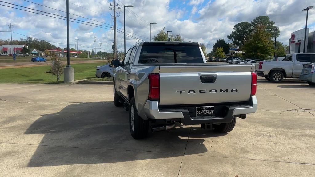 New 2025 Toyota Tacoma SR5 Truck Double Cab