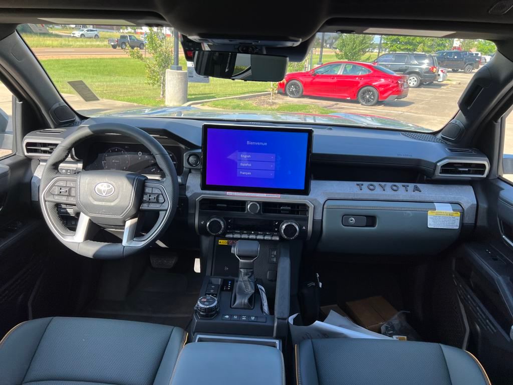 2025 Toyota Tacoma Trailhunter - Photo 13