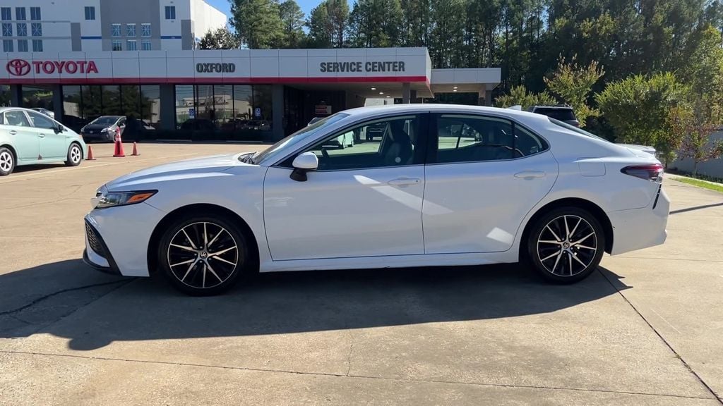 Used 2022 Toyota Camry SE Sedan