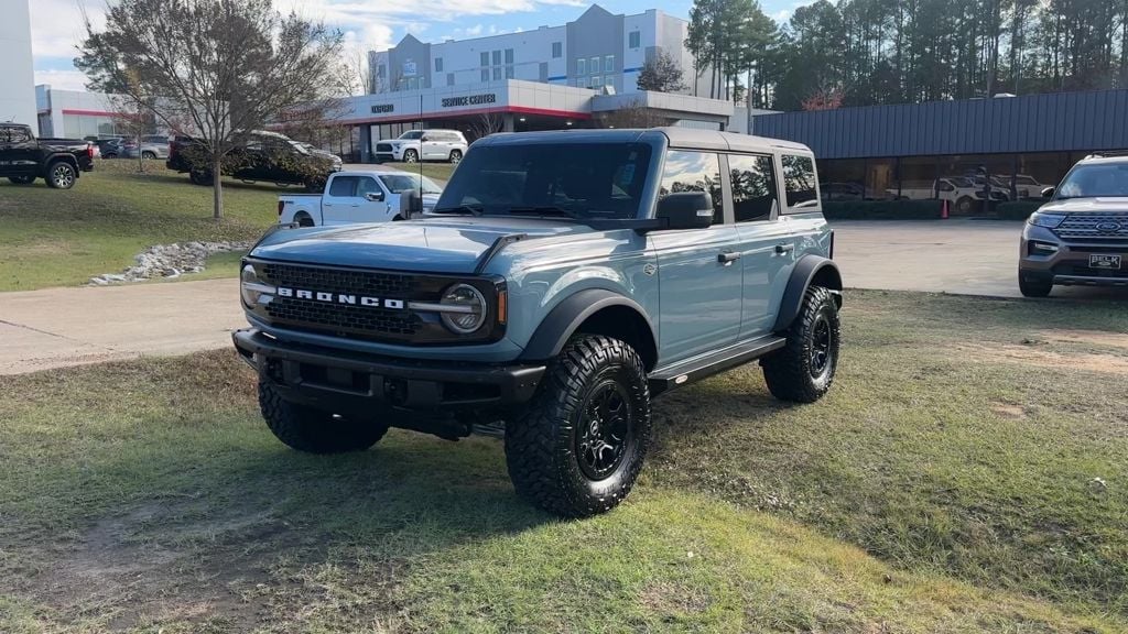 2022 Ford Bronco 4-Door Wildtrak's photo
