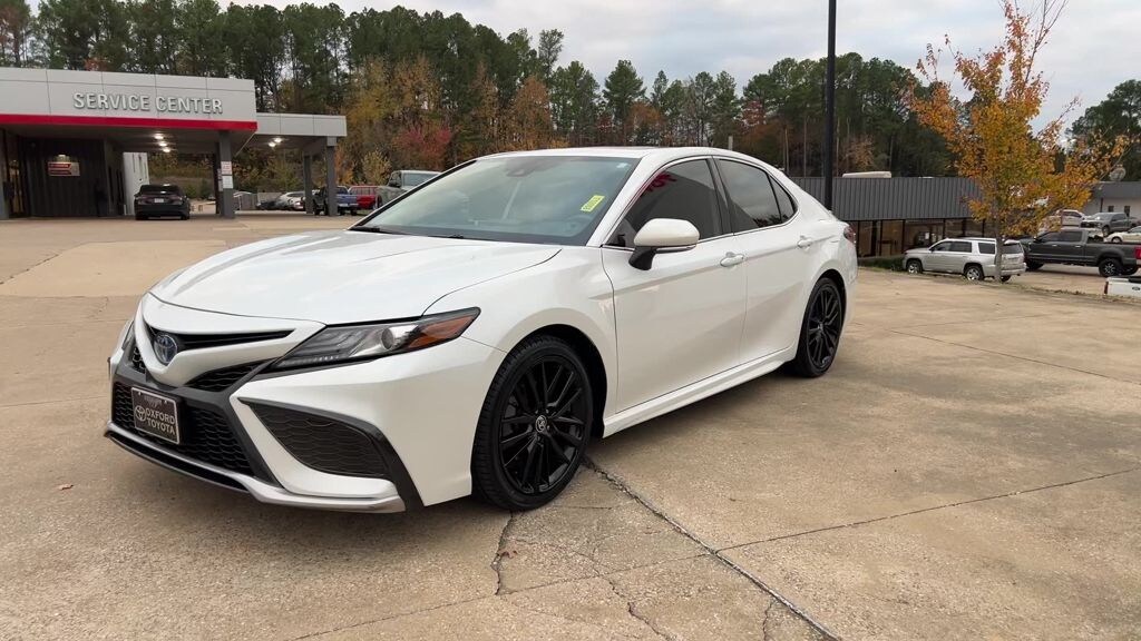 Used 2022 Toyota Camry Hybrid XSE Sedan