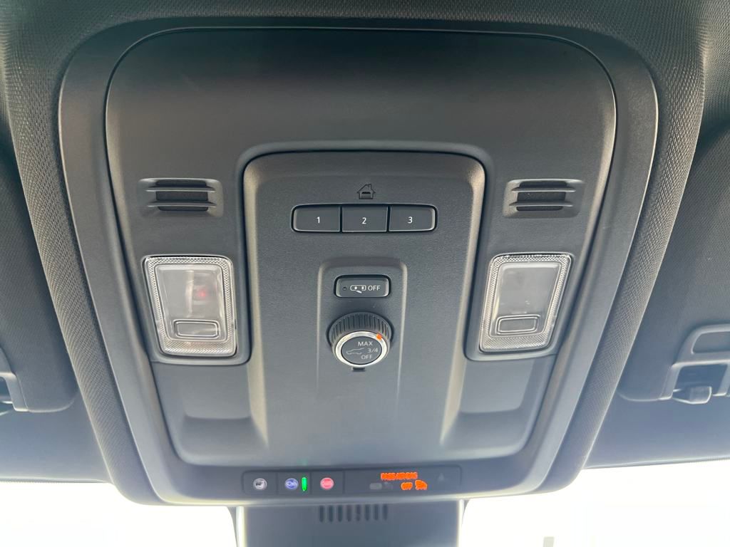 2023 GMC Yukon XL SLT - Photo 29