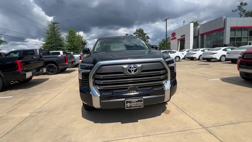 2024 Toyota Tundra Limited - Photo 9