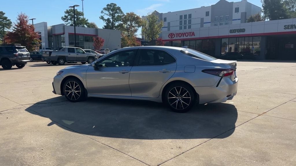 Used 2023 Toyota Camry SE Sedan