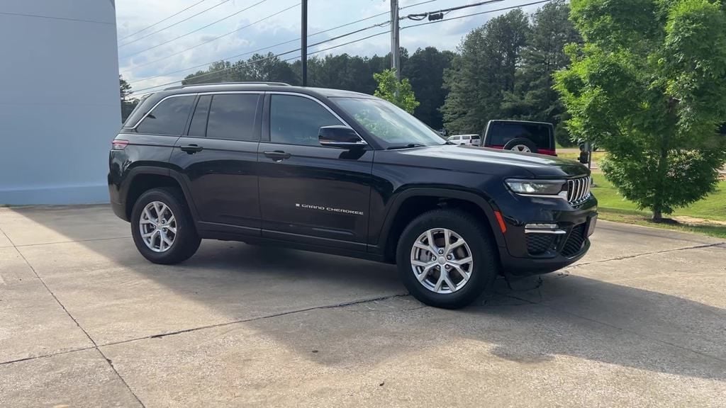 Used 2023 Jeep Grand Cherokee Limited with VIN 1C4RJHBG9PC512717 for sale in Oxford, MS