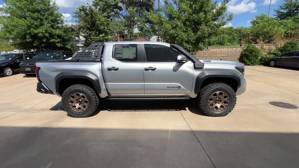 2026 Toyota Tacoma Trailhunter - Photo 6
