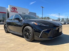 2026 Toyota Camry SE Sedan FWD