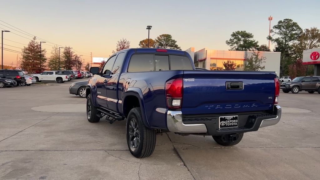 2023 Toyota Tacoma SR5 photo 3