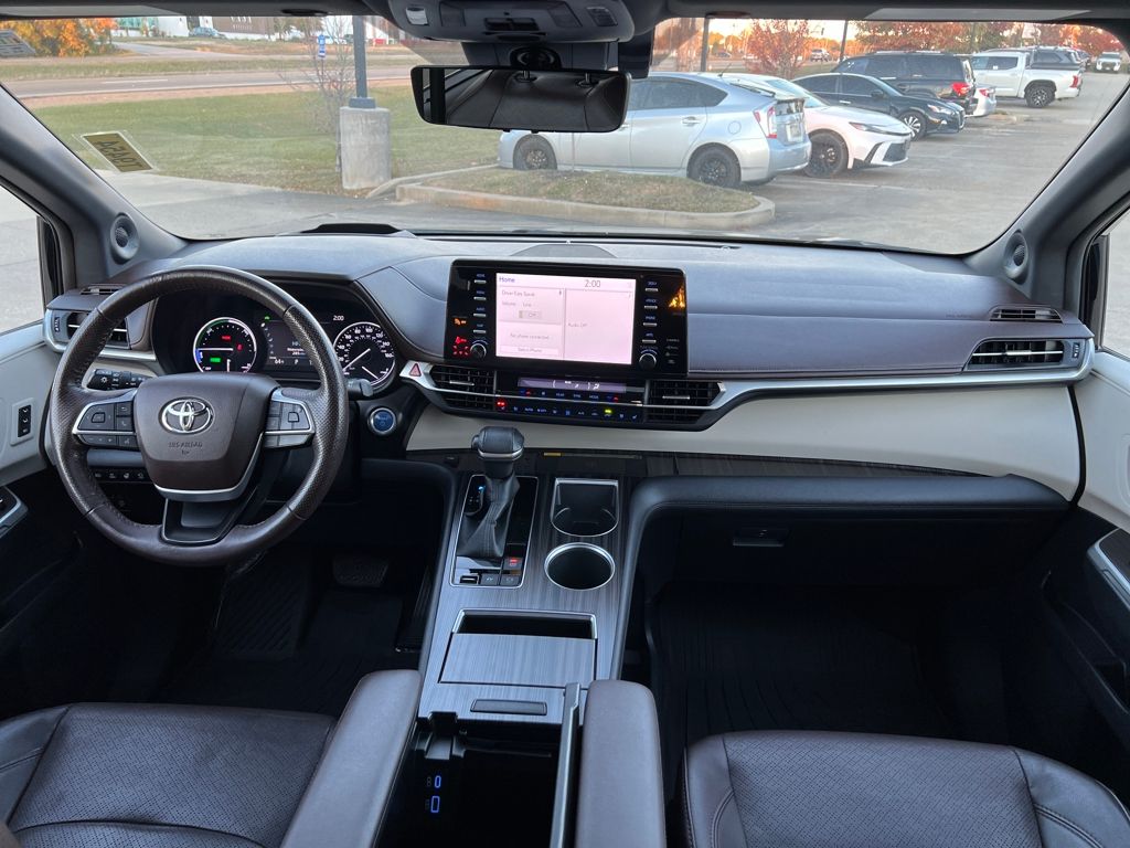 2022 Toyota Sienna Platinum - Photo 13