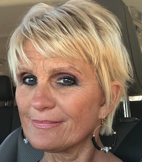 Staff member Pam Bruce from ID_12f5c62a1655