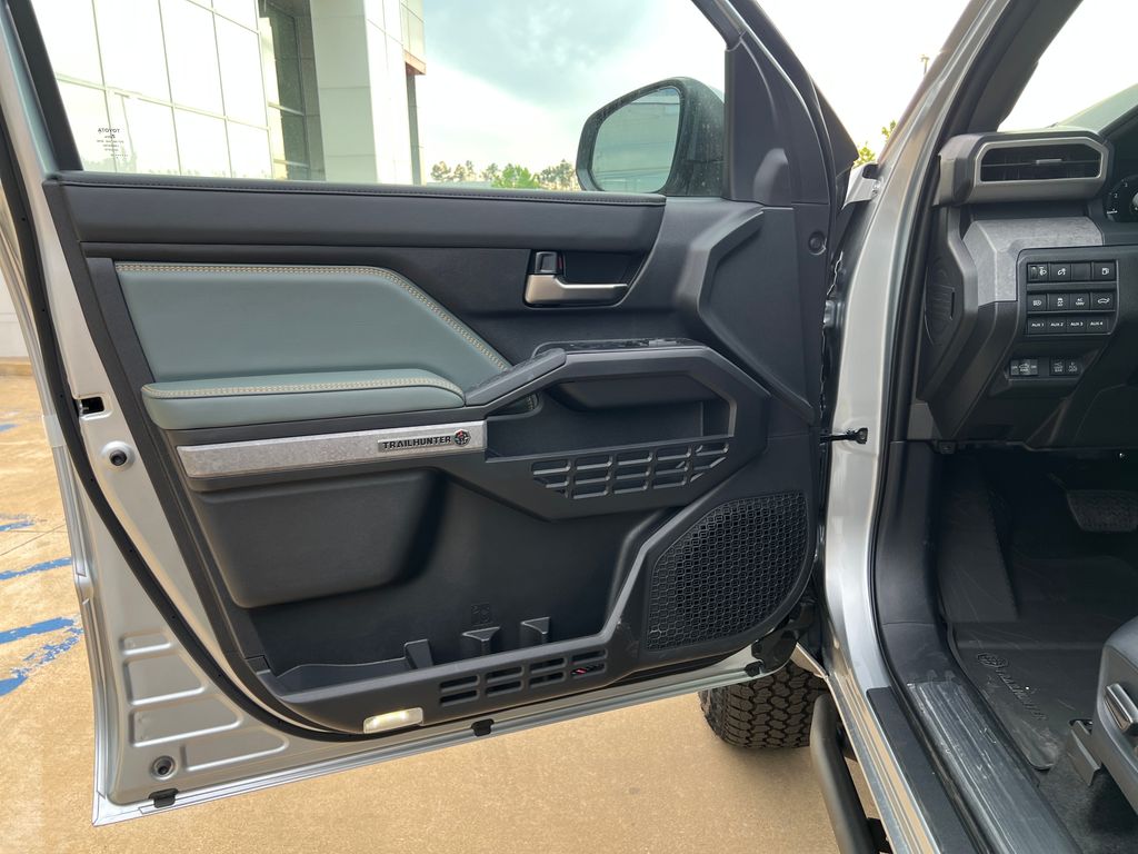 2026 Toyota Tacoma Trailhunter - Photo 10