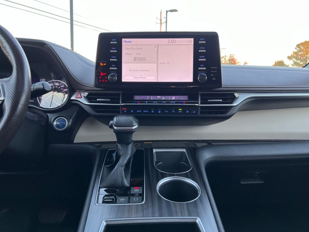 2022 Toyota Sienna Platinum - Photo 25