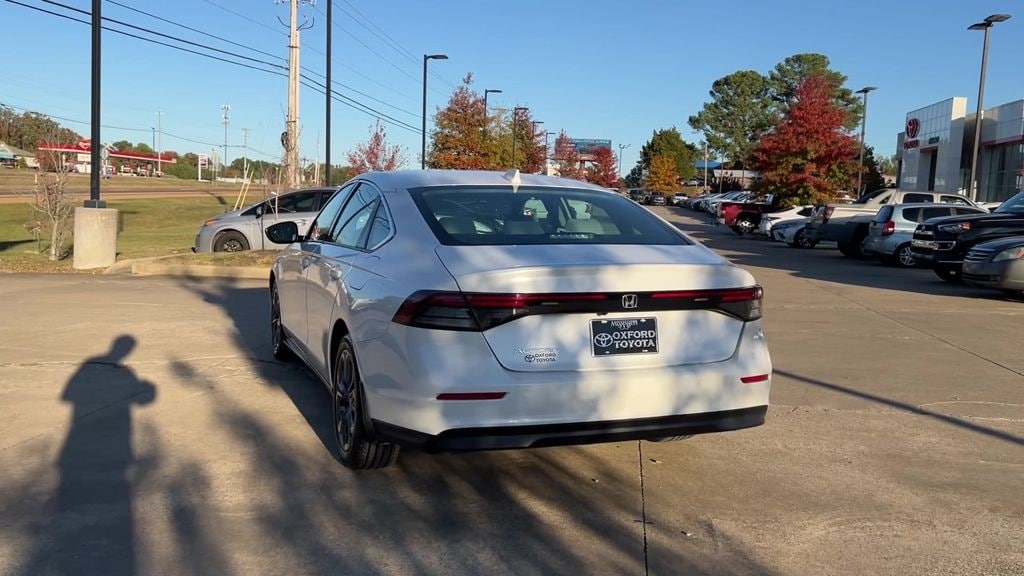 Used 2023 Honda Accord EX Sedan