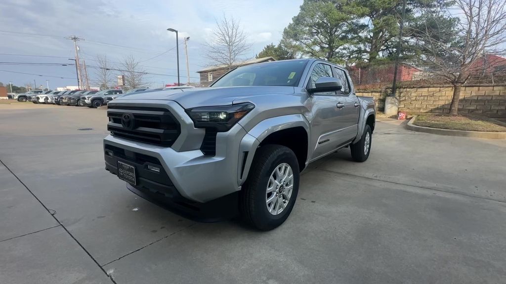2026 Toyota Tacoma SR5's photo