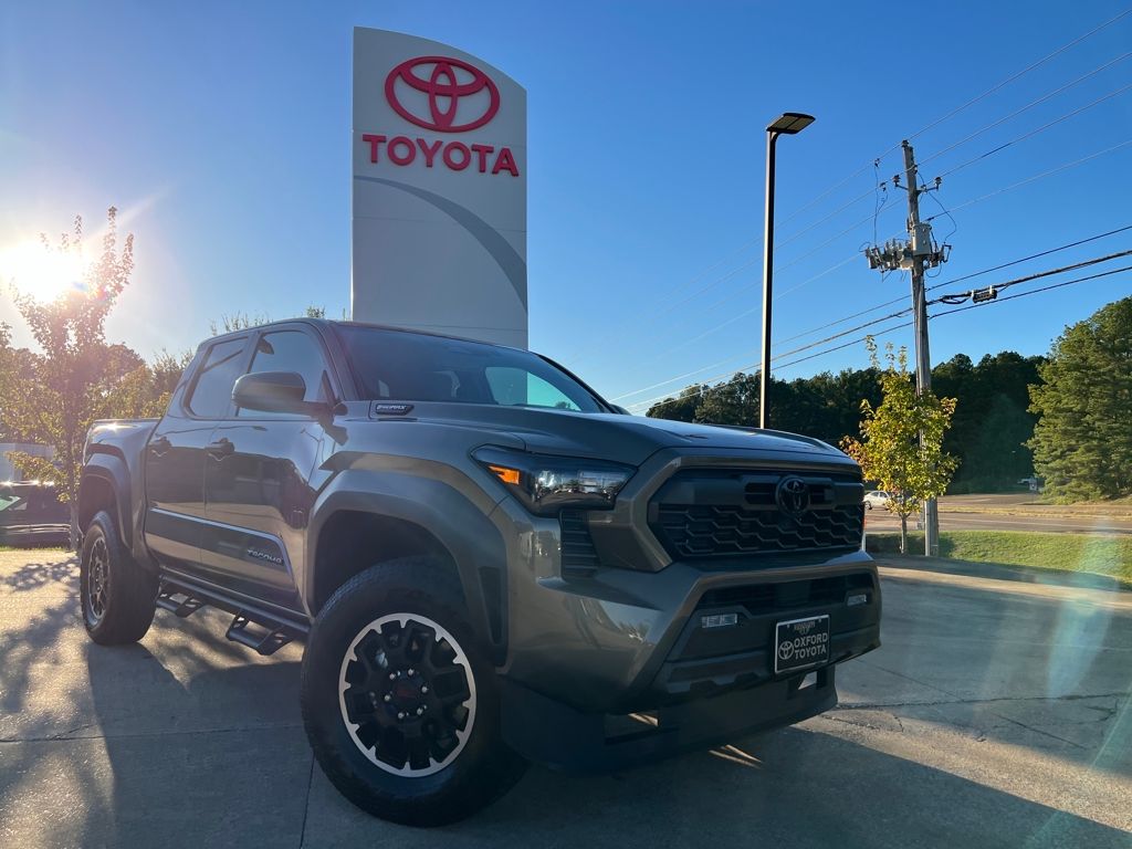 2024 Toyota Tacoma TRD Off Road's photo