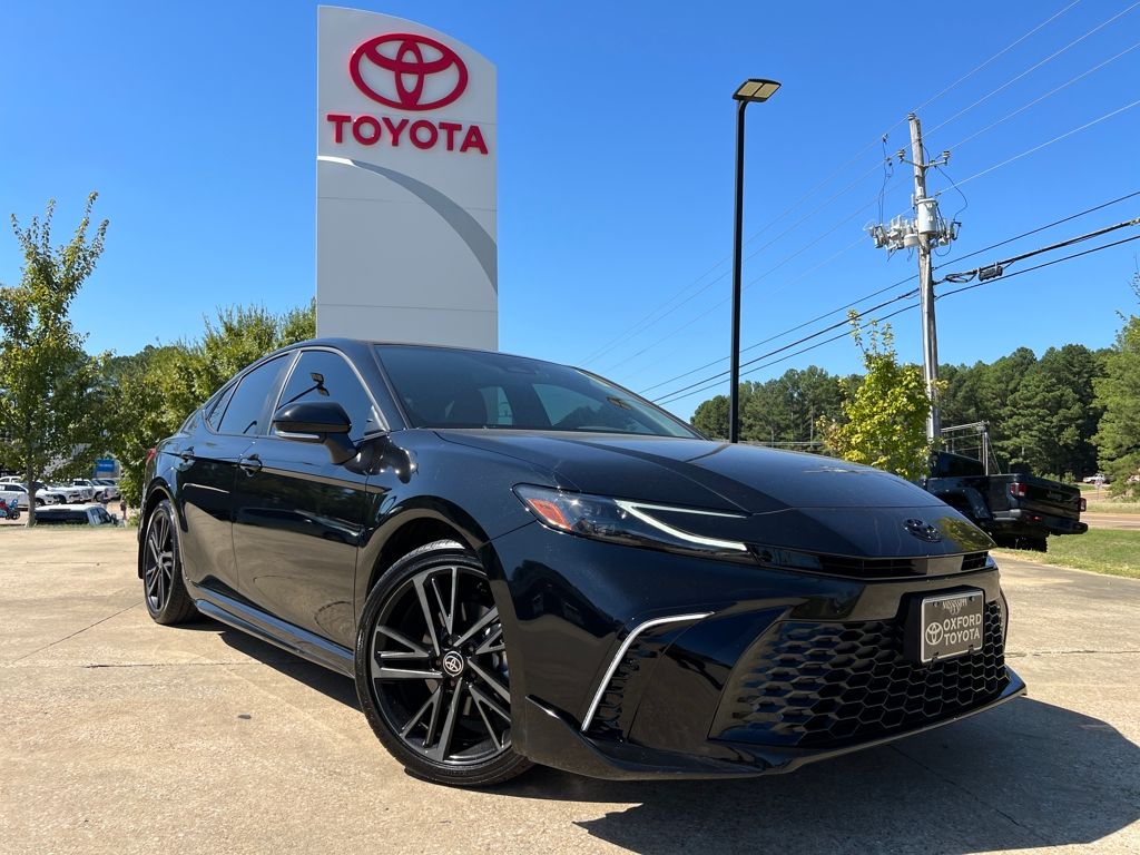 2025 Toyota Camry XSE's photo