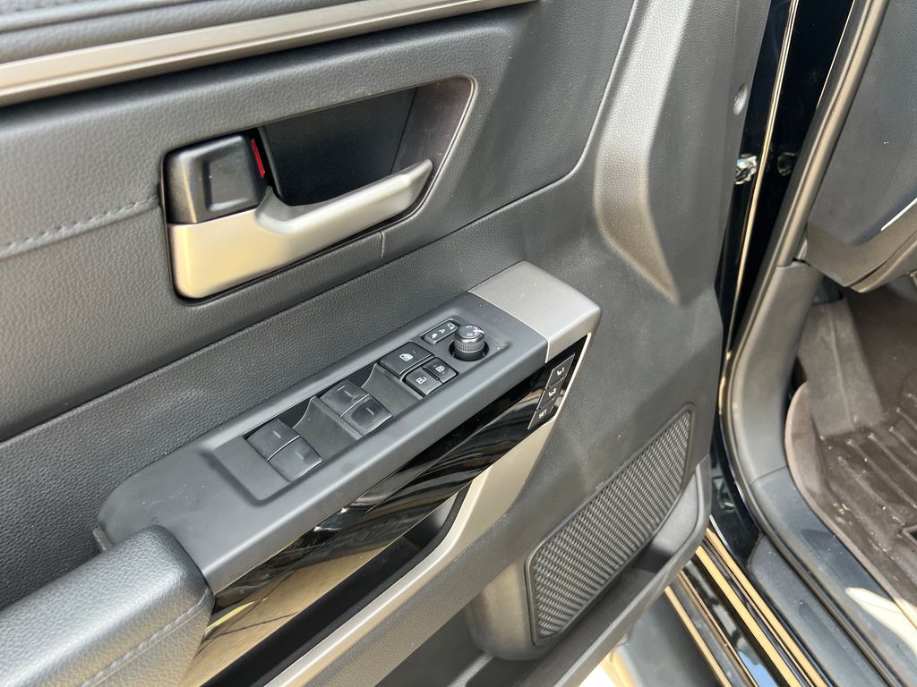 2024 Toyota Tundra Limited - Photo 12