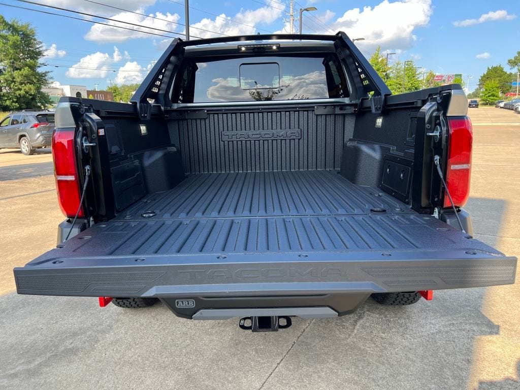 2025 Toyota Tacoma Trailhunter - Photo 19