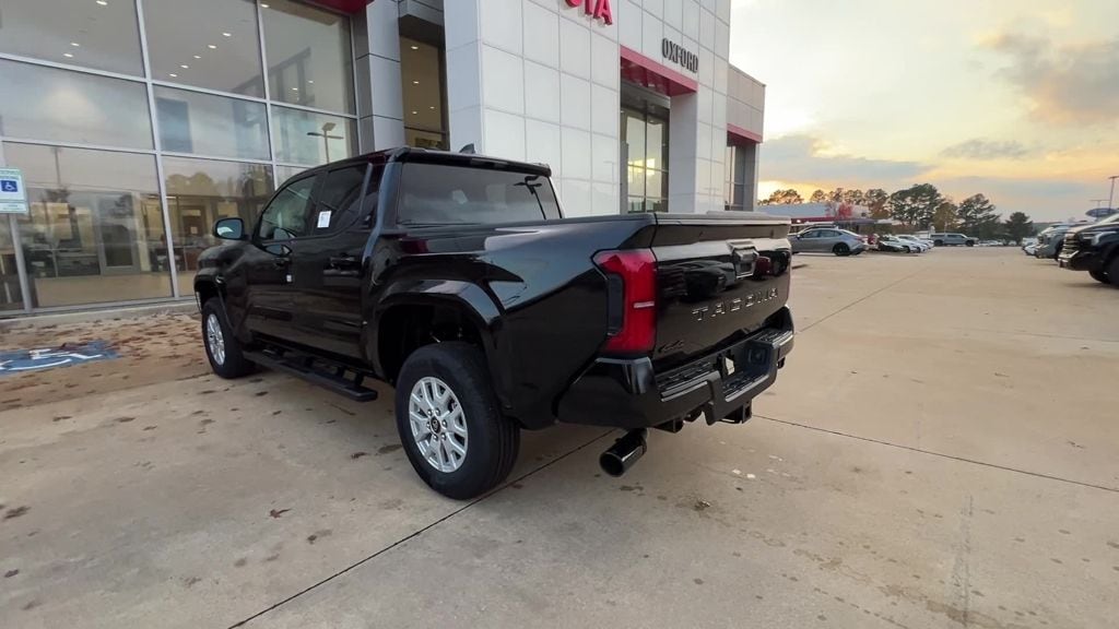 New 2025 Toyota Tacoma SR5 Truck Double Cab