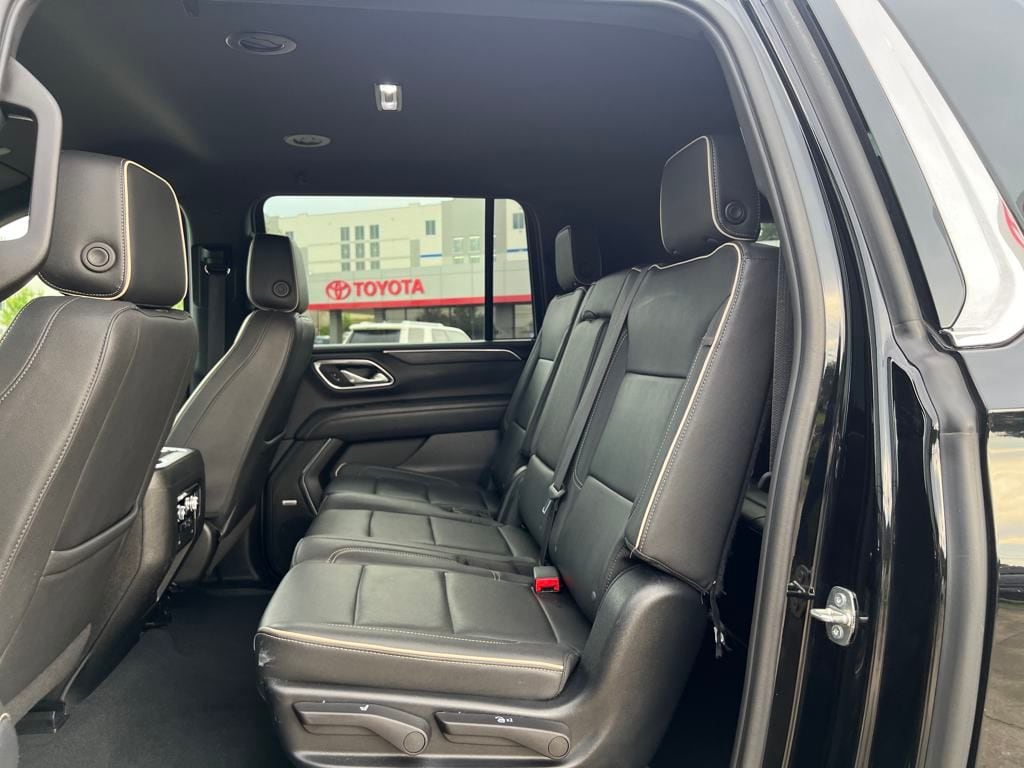 2023 GMC Yukon XL SLT - Photo 26