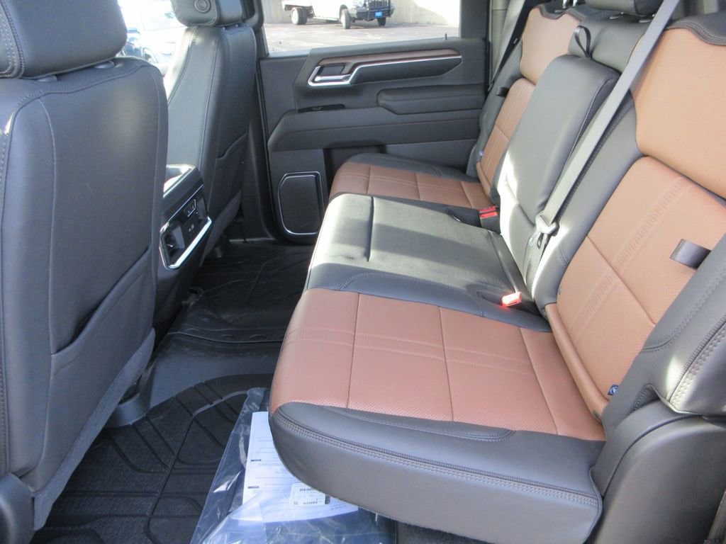 2026 Chevrolet Silverado 3500 HD High Country - Photo 15