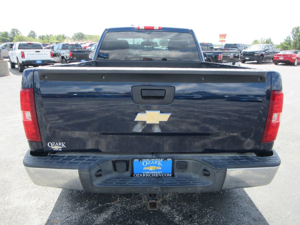 2009 Chevrolet Silverado 1500 LT photo 4