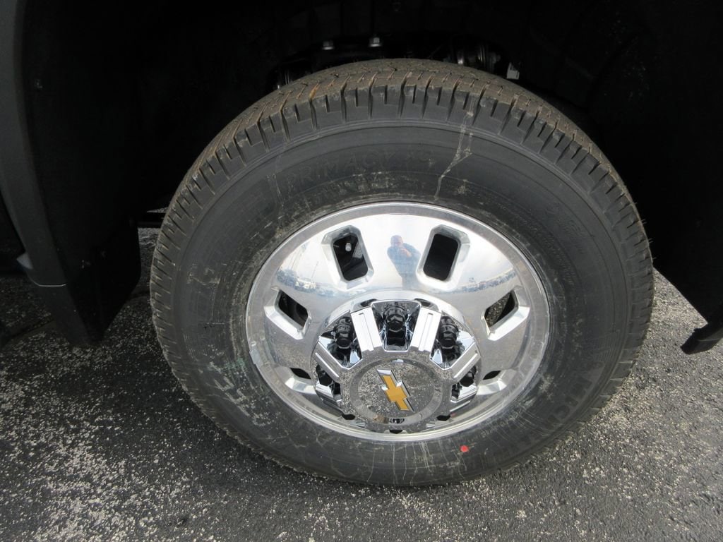 2026 Chevrolet Silverado 3500 HD LT - Photo 10