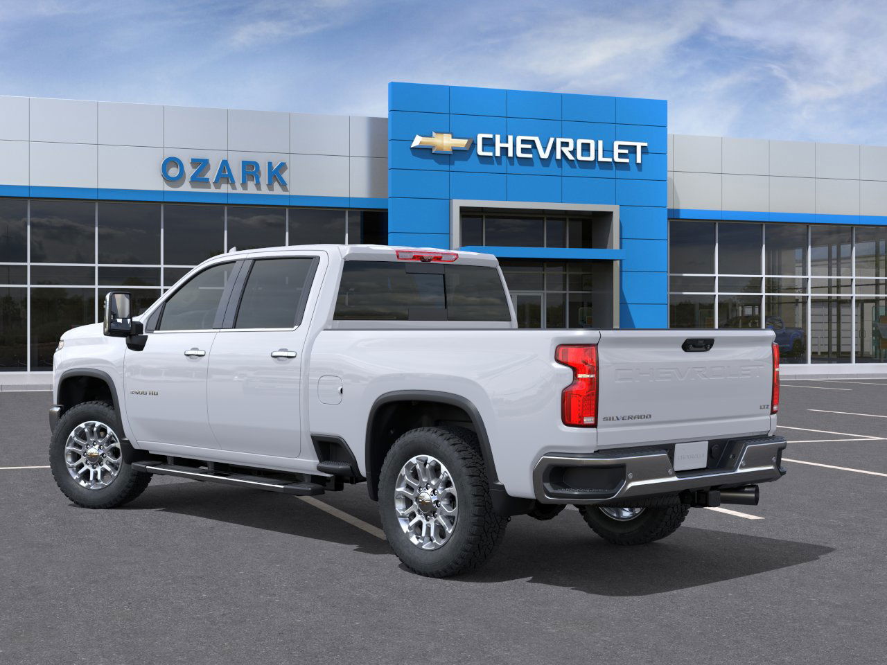 2025 Chevrolet Silverado 3500HD LTZ photo 3