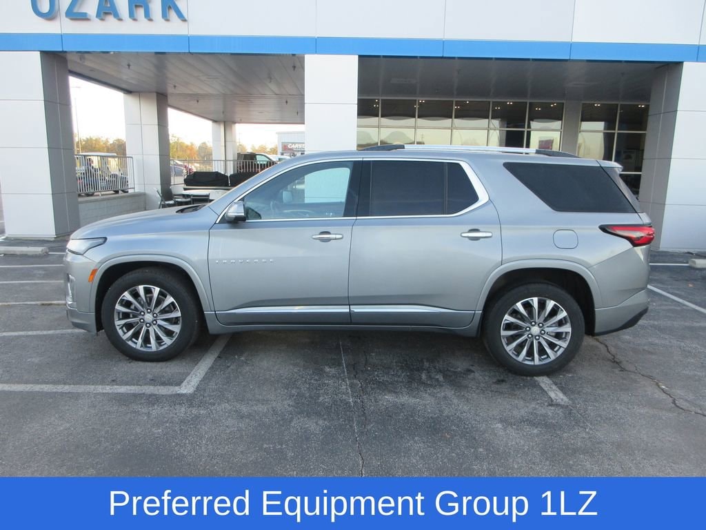 Used 2023 Chevrolet Traverse Premier SUV