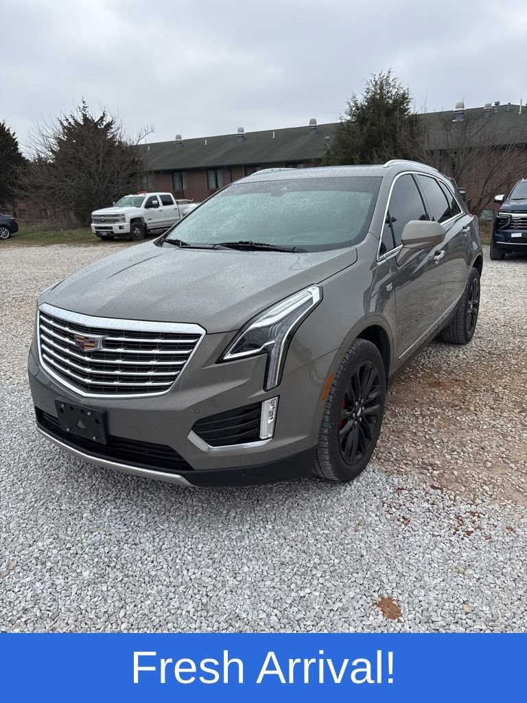 2018 Cadillac XT5 Platinum's photo