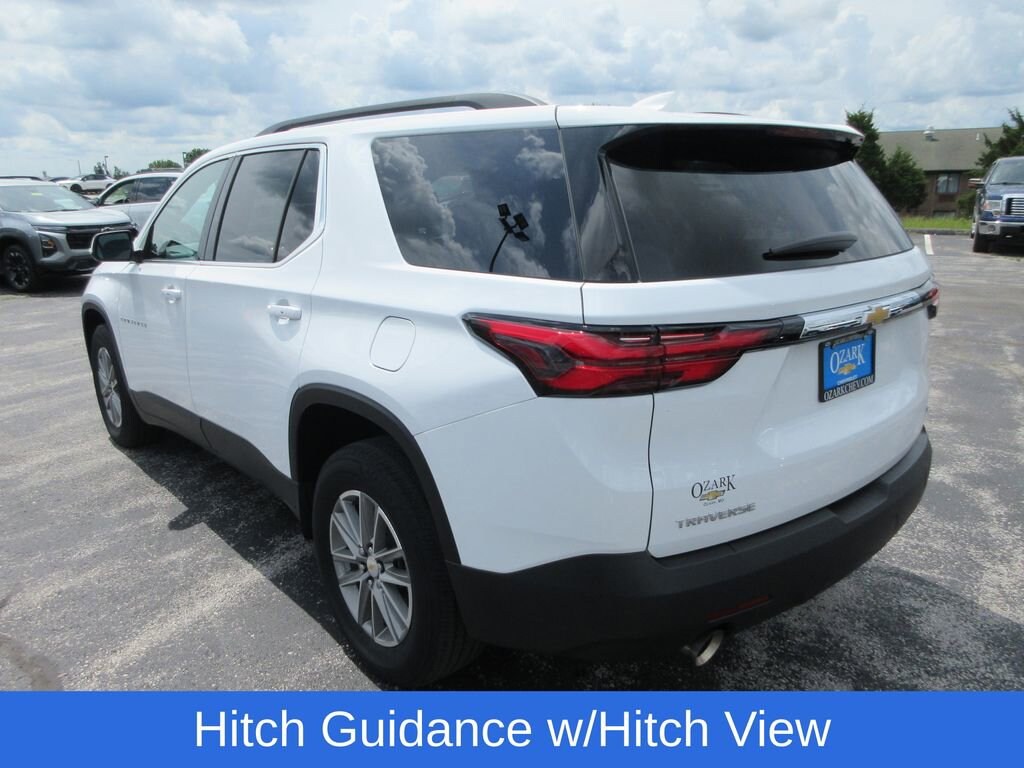 Used 2023 Chevrolet Traverse LT Cloth SUV