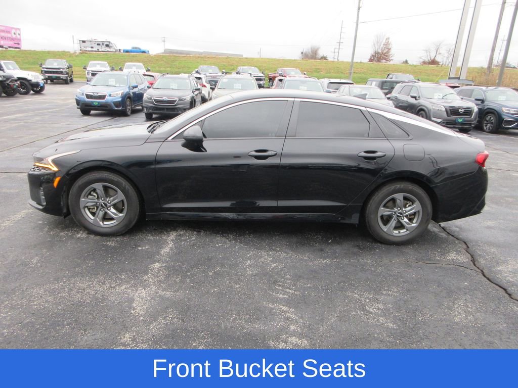 2022 Kia K5 LXS photo 2