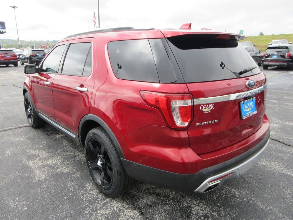 Used 2017 Ford Explorer Platinum SUV