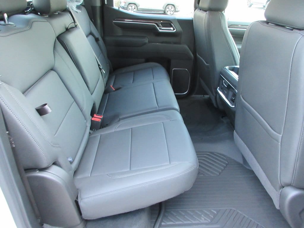 2026 Chevrolet Silverado 1500 LTZ - Photo 20