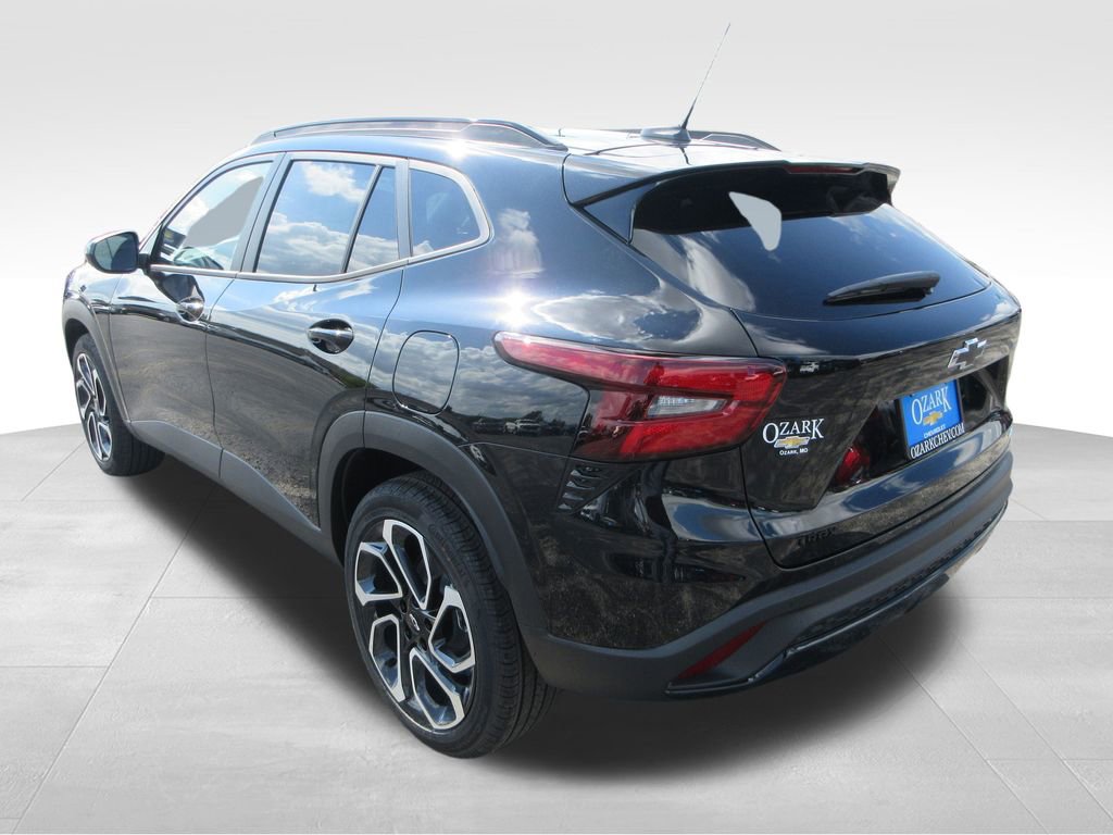 2026 Chevrolet Trax photo 3