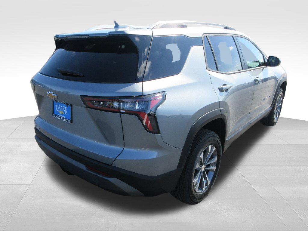 2027 Chevrolet Equinox LT - Photo 6