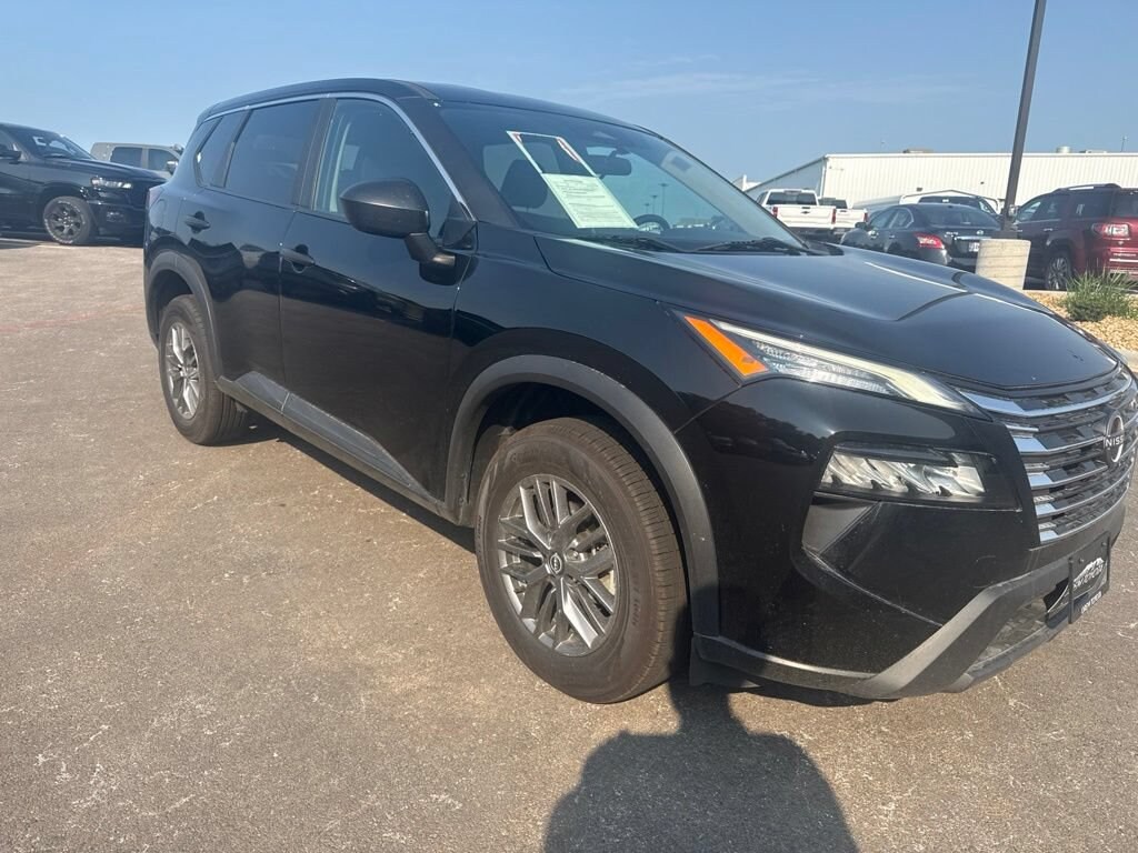 Used 2024 Nissan Rogue S Intelligent AWD SUV