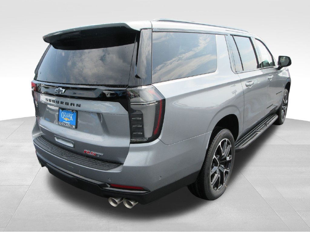 2026 Chevrolet Suburban RST - Photo 6