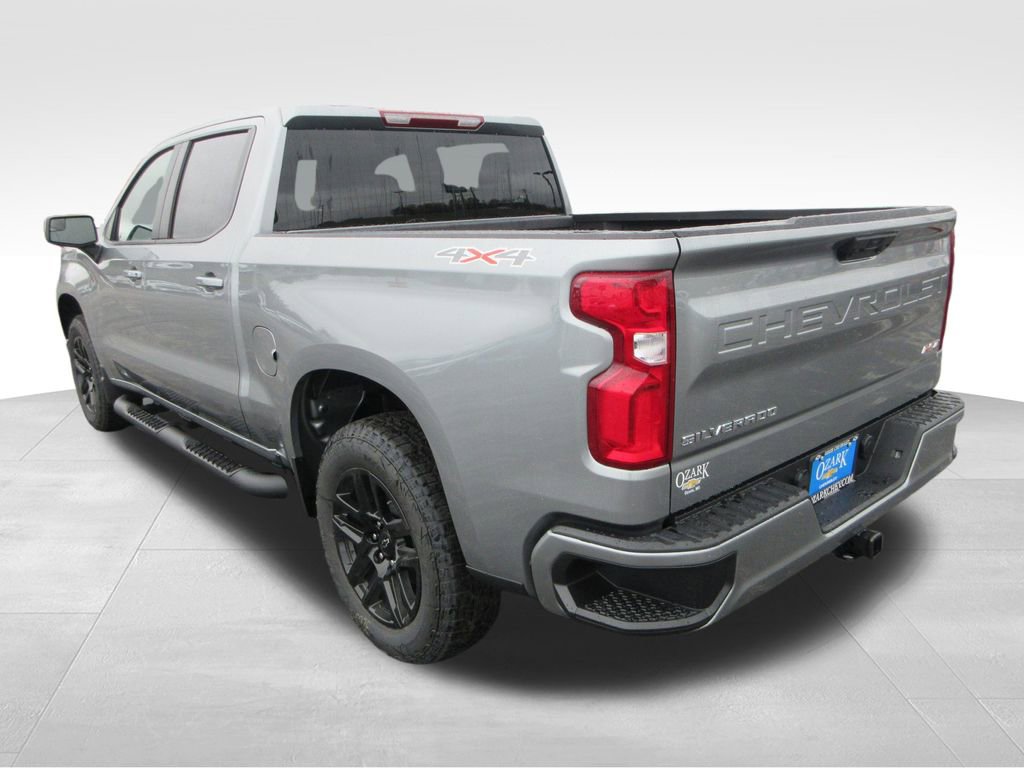 2026 Chevrolet Silverado 1500 RST photo 3