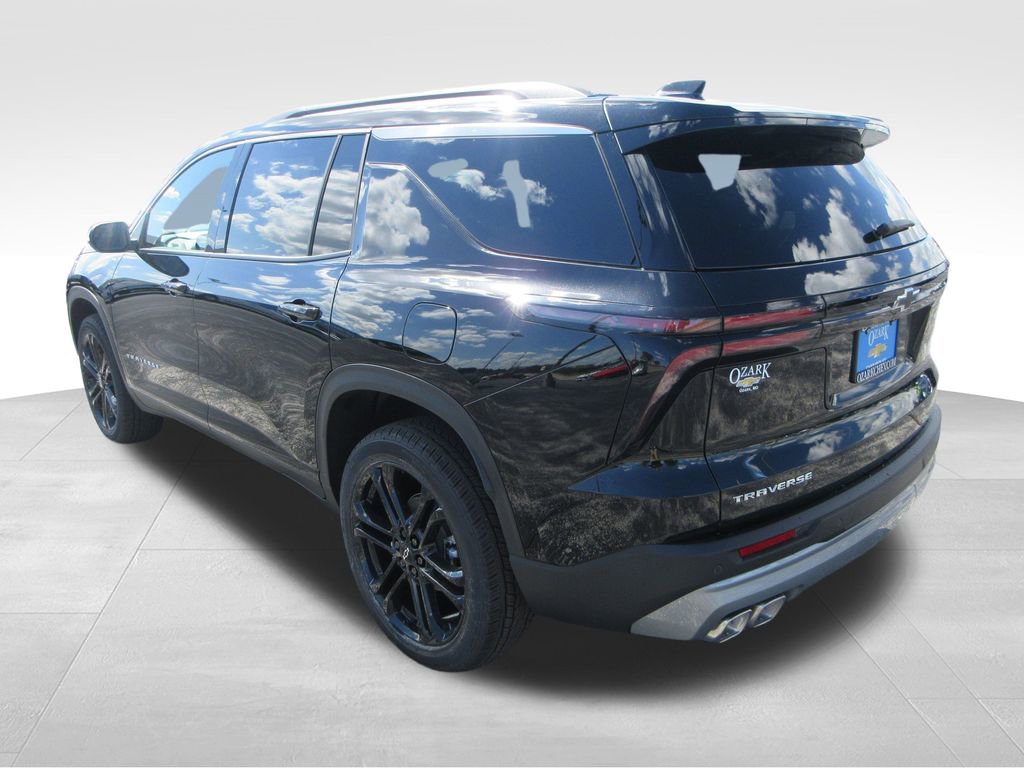 2026 Chevrolet Traverse photo 3