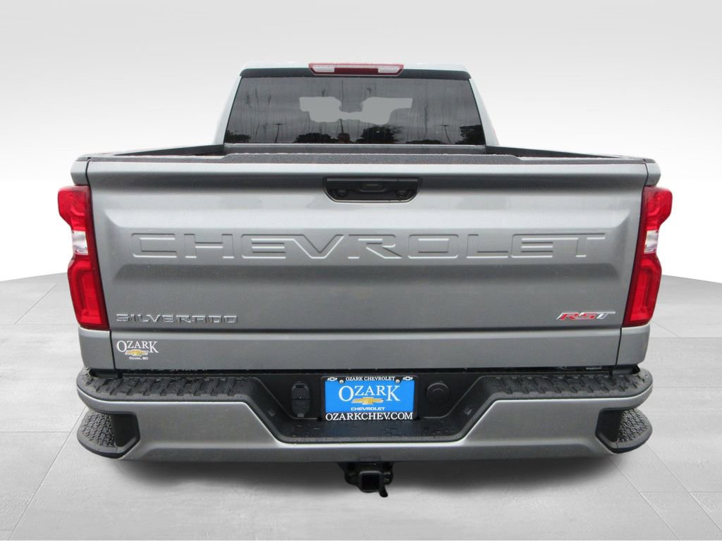 2026 Chevrolet Silverado 1500 RST photo 4