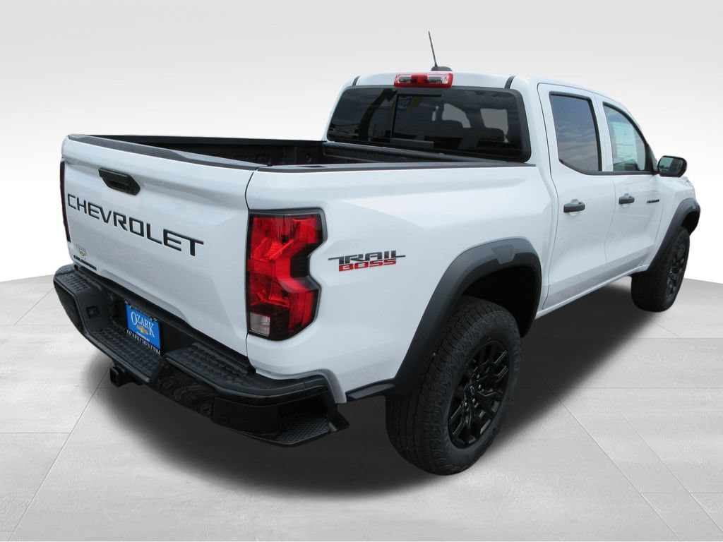 2026 Chevrolet Colorado Trail Boss - Photo 6
