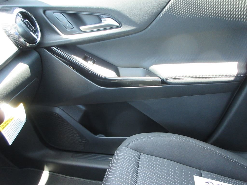 2026 Chevrolet Equinox LT - Photo 31