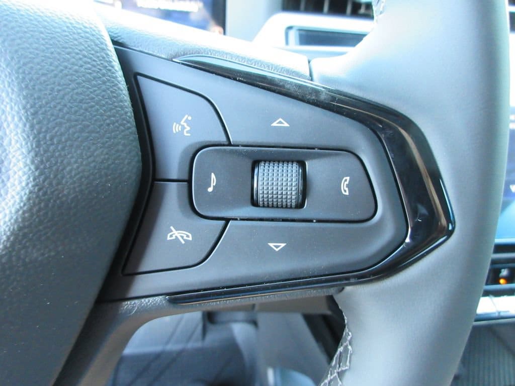 2027 Chevrolet Bolt RS - Photo 26