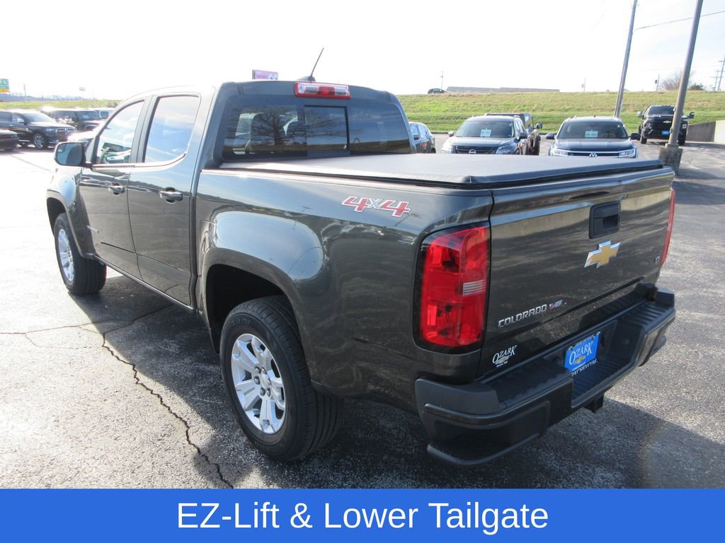 2018 Chevrolet Colorado LT photo 3