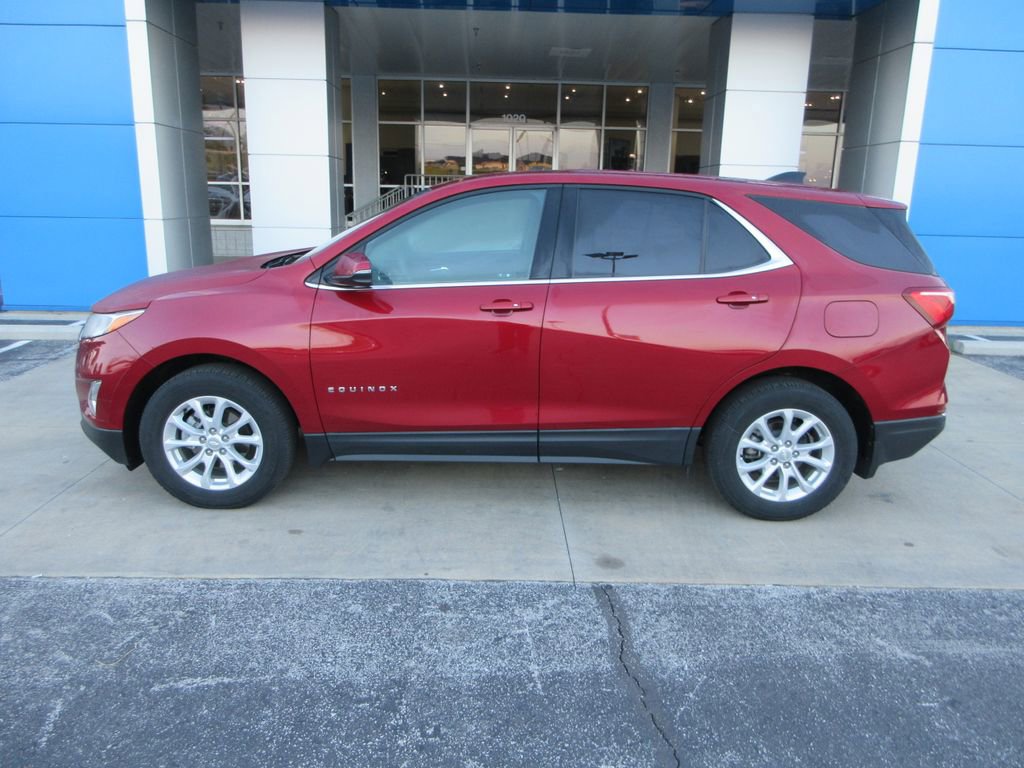 2019 Chevrolet Equinox LT photo 2
