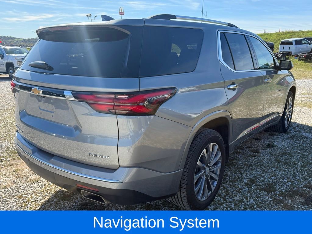 2023 Chevrolet Traverse Premier photo 3