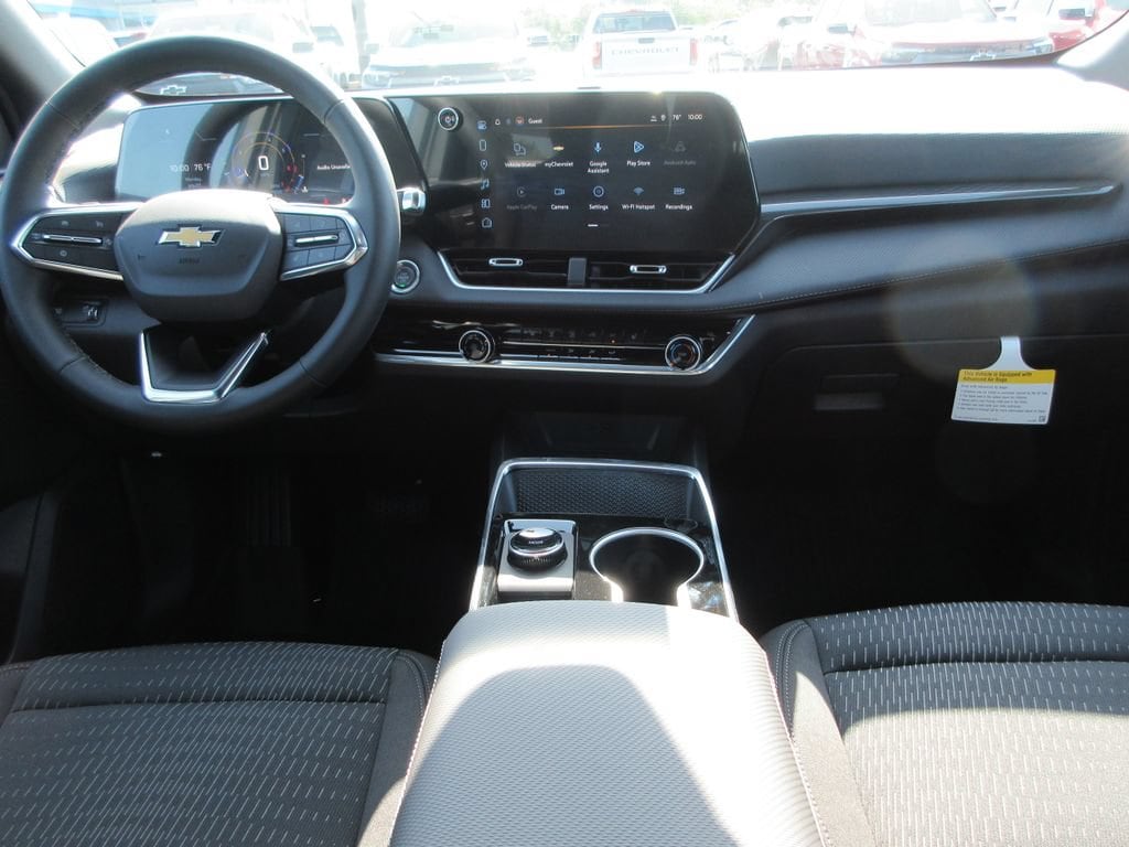 2027 Chevrolet Equinox LT - Photo 14