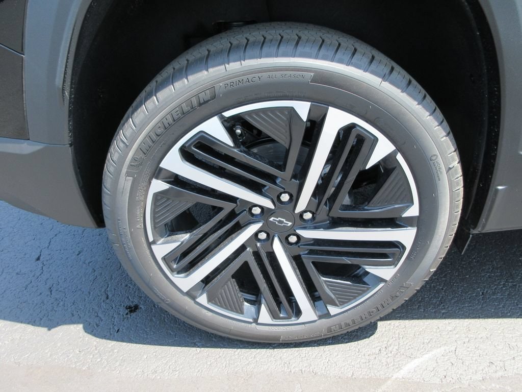 2027 Chevrolet Equinox RS - Photo 9